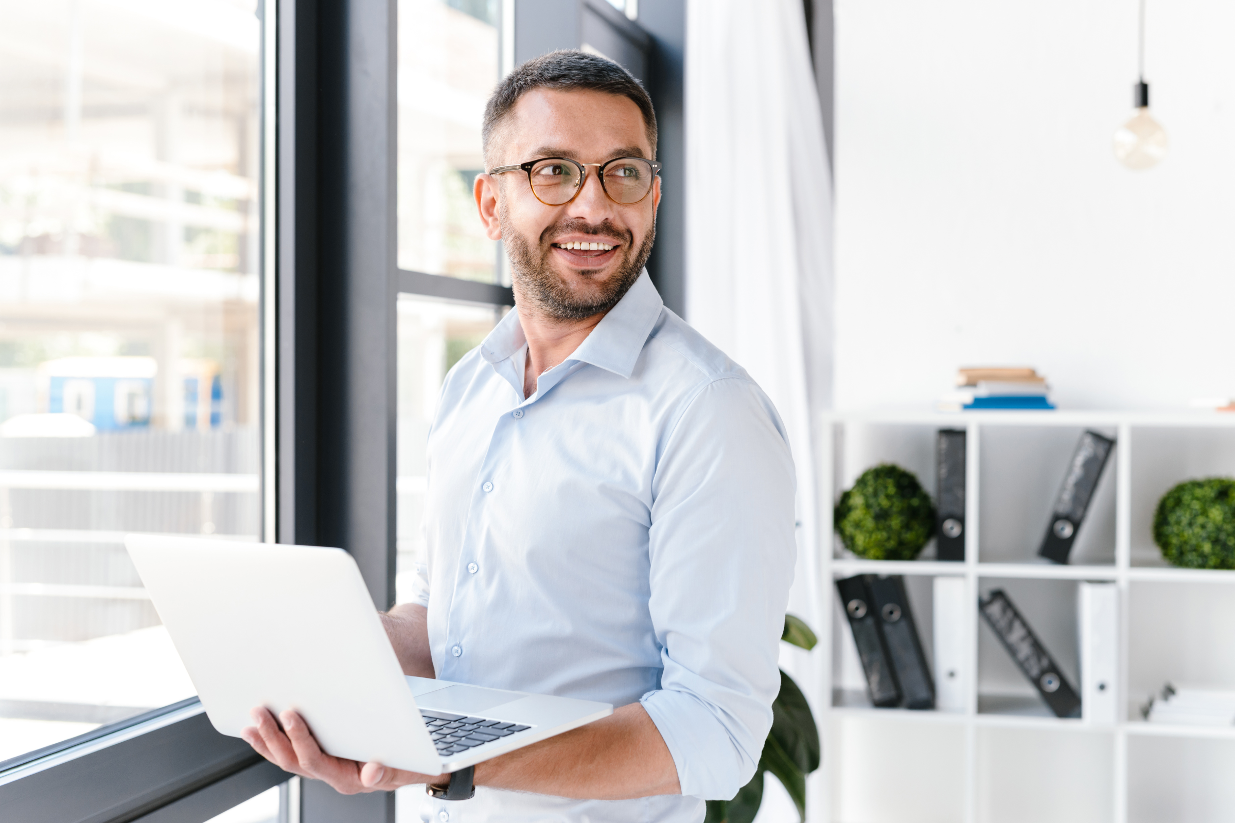 Why It Pays to Think Beyond Functional and Technical Skills in Data & AI Hiring 